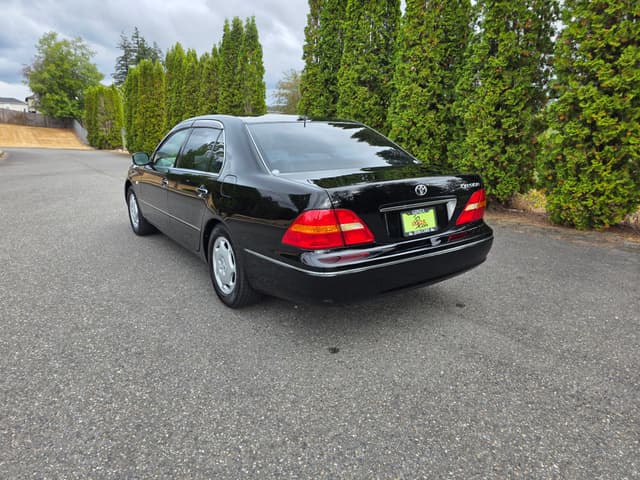 2001 Toyota Celsior JDM car for sale — photo 3 of 13