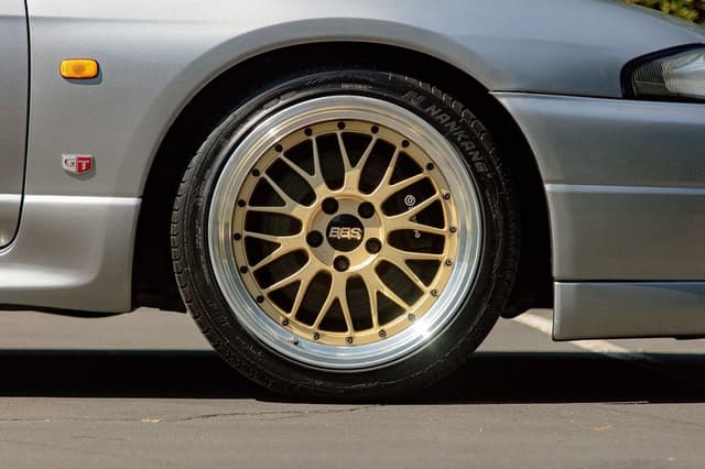 1997 Nissan Skyline JDM car for sale — photo 21 of 25