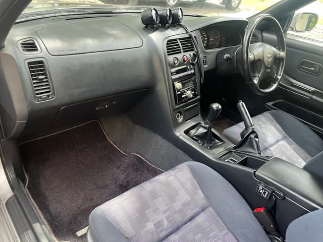 1996 Nissan Skyline JDM car for sale — photo 13 of 17