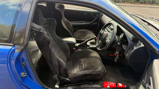 1998 Nissan Skyline JDM car for sale — photo 2 of 11