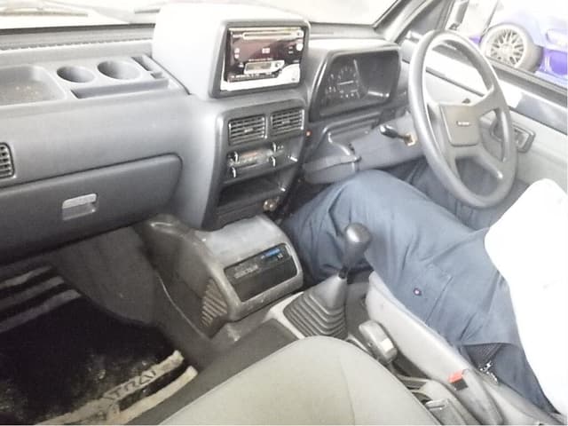 1991 Daihatsu Atrai JDM car for sale — photo 17 of 25