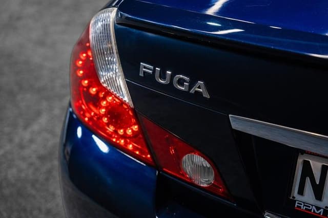2005 Nissan Fuga JDM car for sale — photo 6 of 18