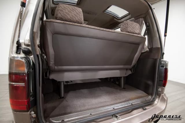 1995 Toyota HiAce JDM car for sale — photo 24 of 25