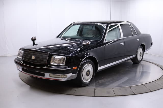 1997 Toyota Century JDM car for sale — photo 2 of 25