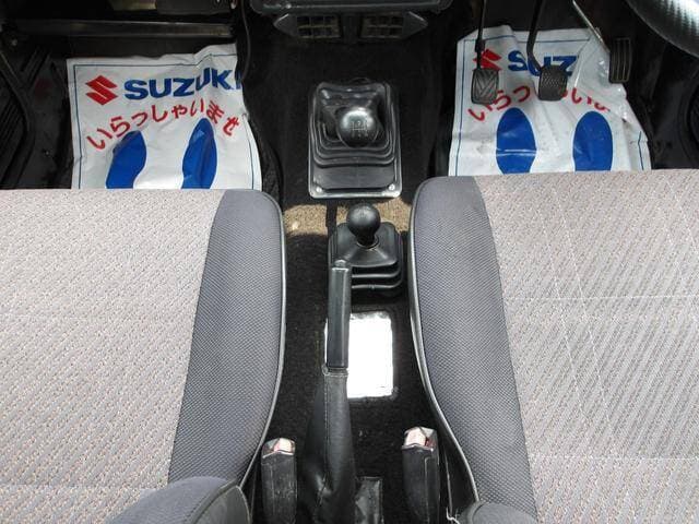 1993 Suzuki Jimny JDM car for sale — photo 14 of 20