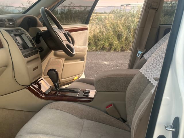 2000 Toyota Crown JDM car for sale — photo 17 of 25
