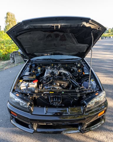 1998 Nissan Skyline JDM car for sale — photo 12 of 14