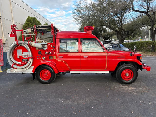2001 Toyota Land Cruiser JDM car for sale — photo 8 of 18