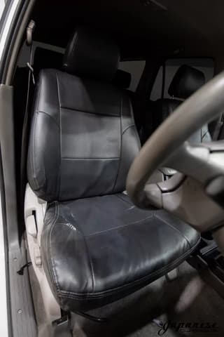 2000 Toyota Hilux Surf JDM car for sale — photo 14 of 25