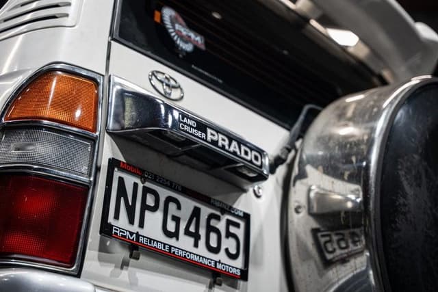 1997 Toyota Land Cruiser Prado JDM car for sale — photo 7 of 14