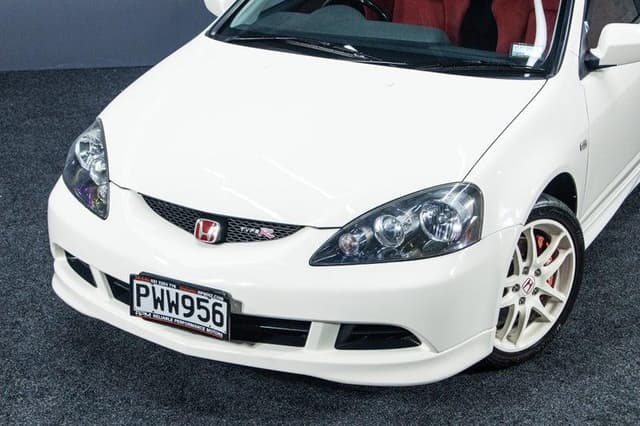 2005 Honda Integra JDM car for sale — photo 2 of 18