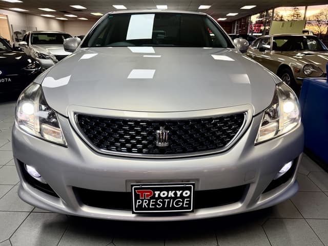 2008 Toyota Crown JDM car for sale — photo 2 of 5
