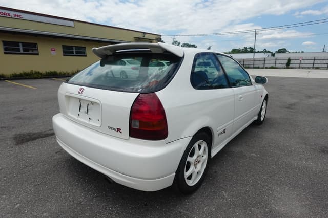 1997 Honda Civic JDM car for sale — photo 9 of 17