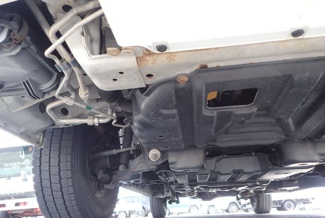 2011 Toyota HiAce JDM car for sale — photo 13 of 25