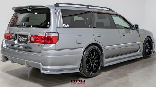 2001 Nissan Stagea JDM car for sale — photo 7 of 25