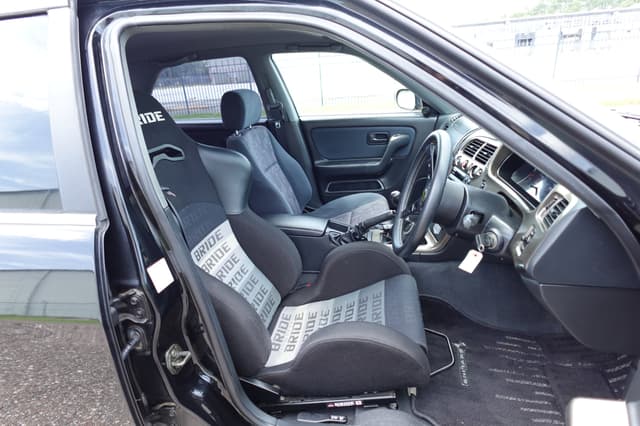 1994 Nissan Skyline JDM car for sale — photo 13 of 20