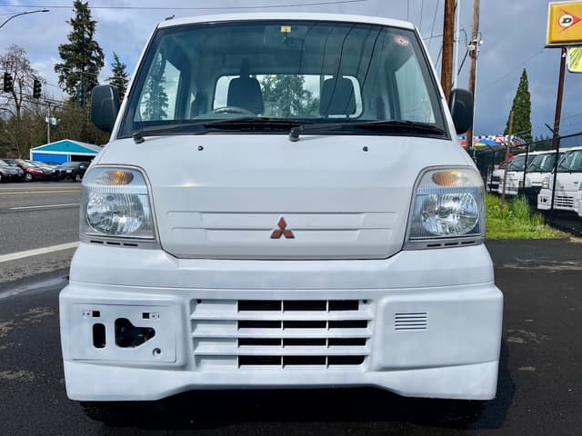 1999 Mitsubishi Minicab JDM car for sale — photo 2 of 25