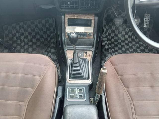 1973 Nissan Skyline JDM car for sale — photo 17 of 20