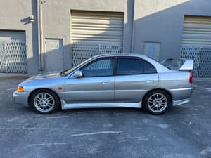 1996 Mitsubishi Lancer Evolution JDM car for sale