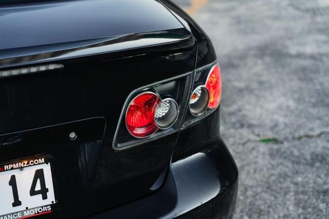 2006 Mazda Atenza JDM car for sale — photo 12 of 19