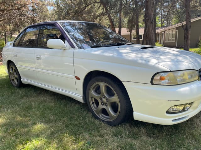 1997 Subaru Legacy JDM car for sale — photo 3 of 13