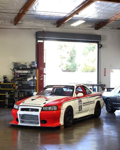 1999 Nissan Skyline JDM car for sale — photo 2 of 17