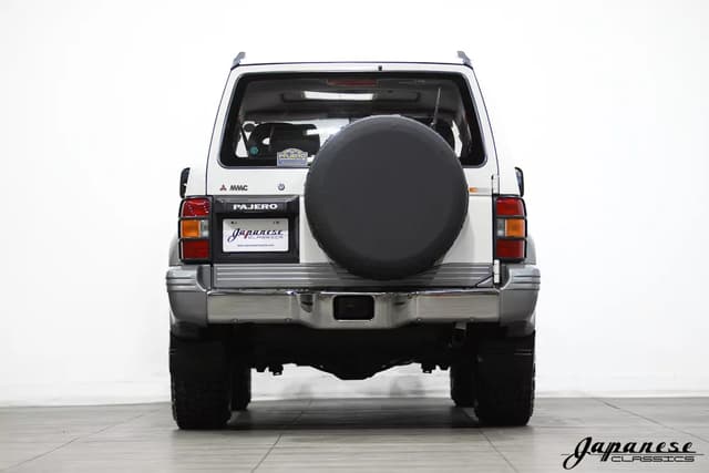 1991 Mitsubishi Pajero JDM car for sale — photo 7 of 25