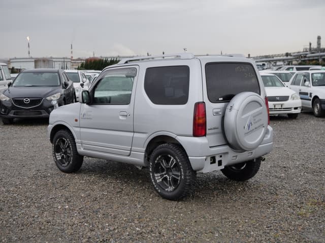 2002 Suzuki Jimny JDM car for sale — photo 7 of 25
