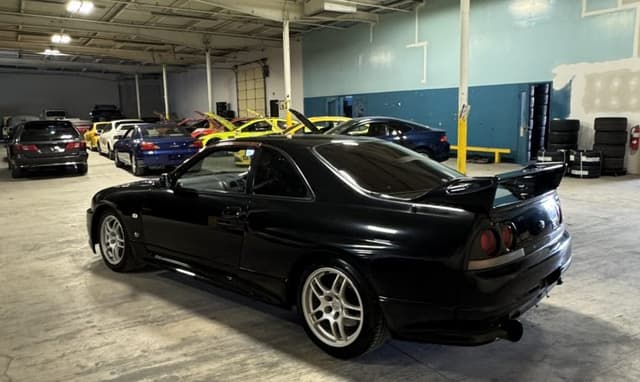 1995 Nissan Skyline JDM car for sale — photo 19 of 25