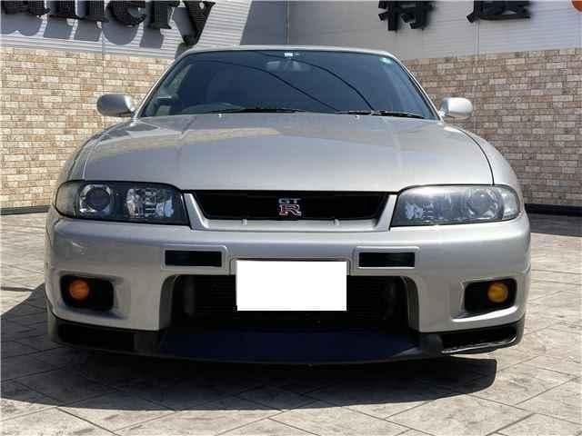 1997 Nissan Skyline JDM car for sale — photo 2 of 25