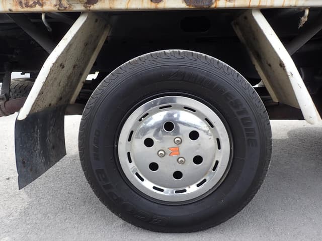 1990 Isuzu Elf JDM car for sale — photo 15 of 25