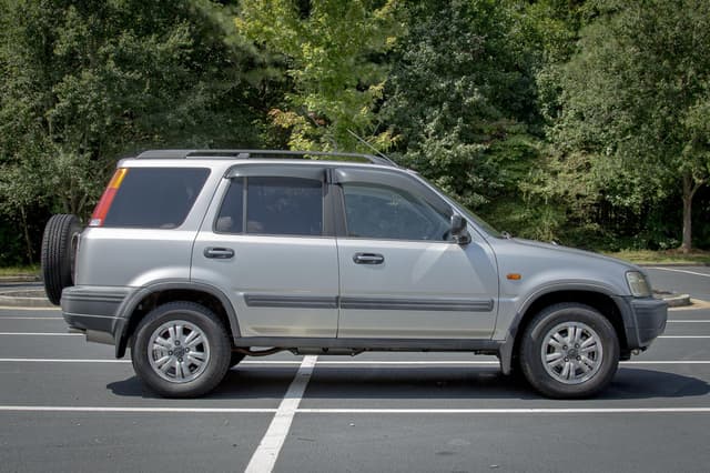 1996 Honda CR-V JDM car for sale — photo 6 of 17