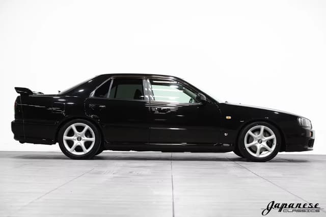 1998 Nissan Skyline JDM car for sale — photo 5 of 25