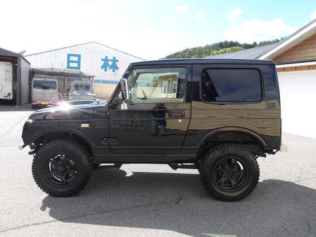 1998 Suzuki Jimny JDM car for sale — photo 5 of 20