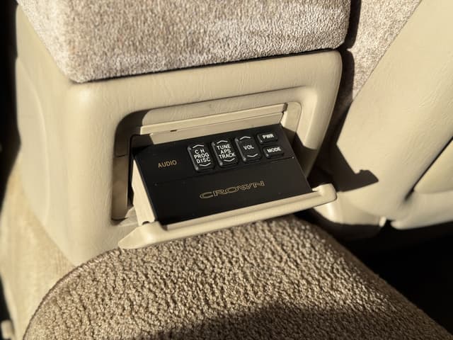 1999 Toyota Majesta JDM car for sale — photo 10 of 24