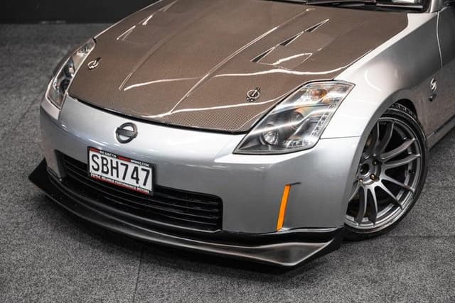 2005 Nissan Fairlady Z JDM car for sale — photo 2 of 19