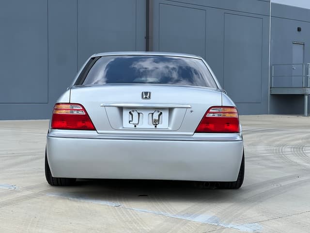 1998 Honda Legend JDM car for sale — photo 4 of 14