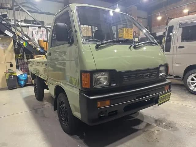 1993 Daihatsu Hijet JDM car for sale — photo 4 of 25
