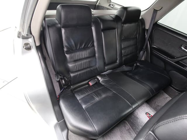 1997 Nissan Stagea JDM car for sale — photo 18 of 25