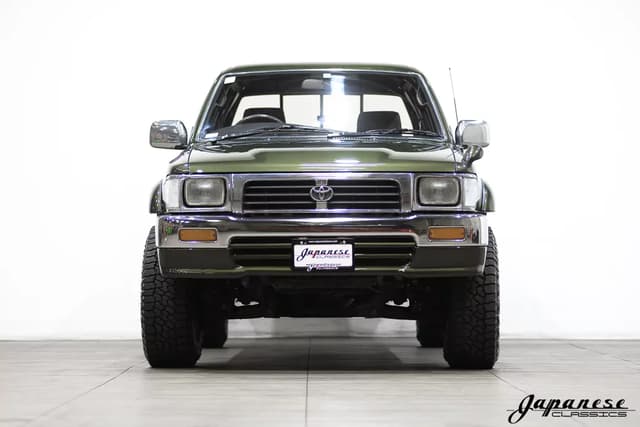 1996 Toyota Hilux JDM car for sale — photo 2 of 25