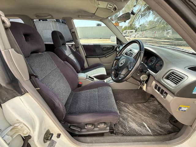 2000 Subaru Forester JDM car for sale — photo 18 of 21