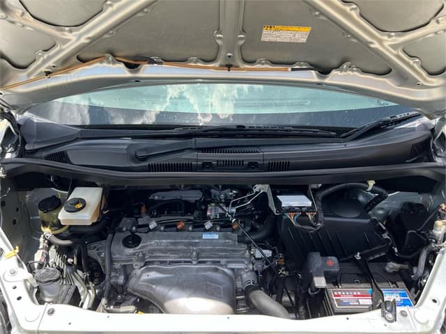 2006 Toyota Voxy JDM car for sale — photo 18 of 18