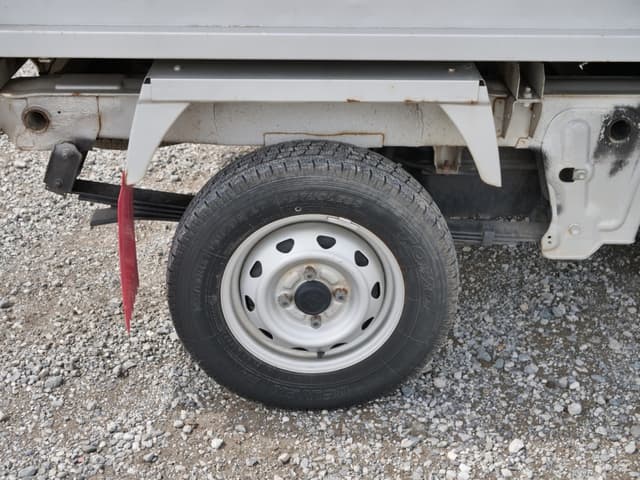 2002 Suzuki Carry JDM car for sale — photo 23 of 25