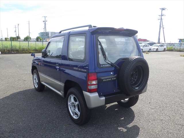 1995 Mitsubishi Pajero Mini JDM car for sale — photo 2 of 25