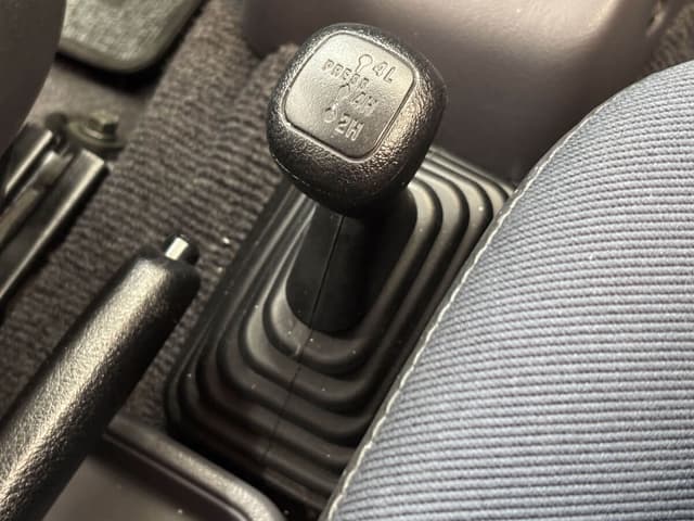 1998 Mitsubishi Pajero Mini JDM car for sale — photo 23 of 25