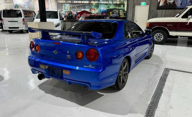 1999 Nissan Skyline JDM car for sale — photo 2 of 10