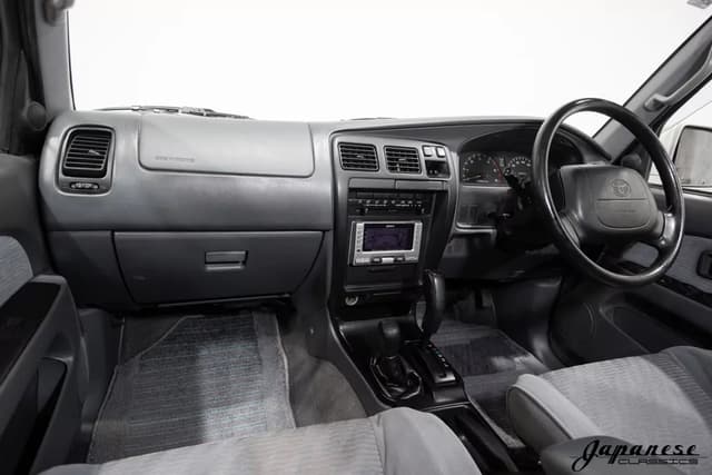 1996 Toyota Hilux Surf JDM car for sale — photo 9 of 25