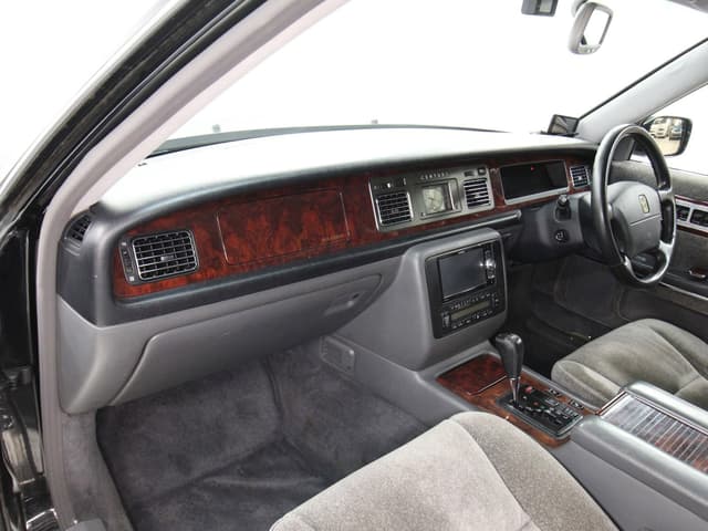 1997 Toyota Century JDM car for sale — photo 15 of 25