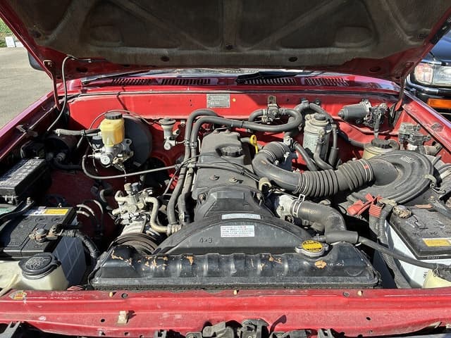 1994 Toyota Hilux JDM car for sale — photo 10 of 10