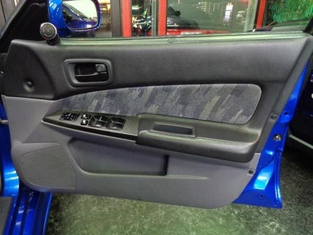 1998 Nissan Skyline JDM car for sale — photo 22 of 25